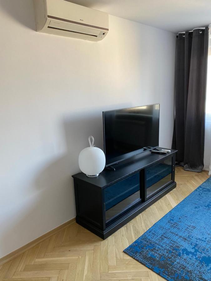 Apartament Emilian Appartamento Varsavia Esterno foto