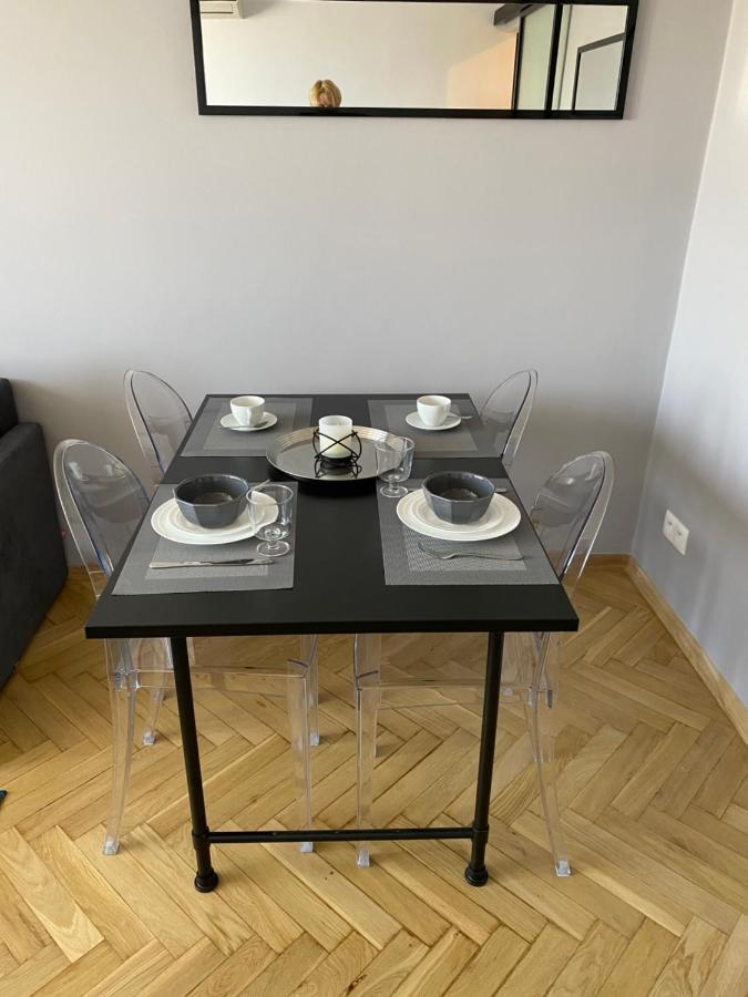 Apartament Emilian Appartamento Varsavia Esterno foto