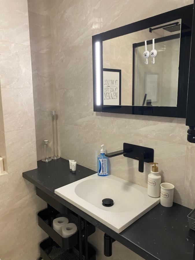 Apartament Emilian Appartamento Varsavia Esterno foto