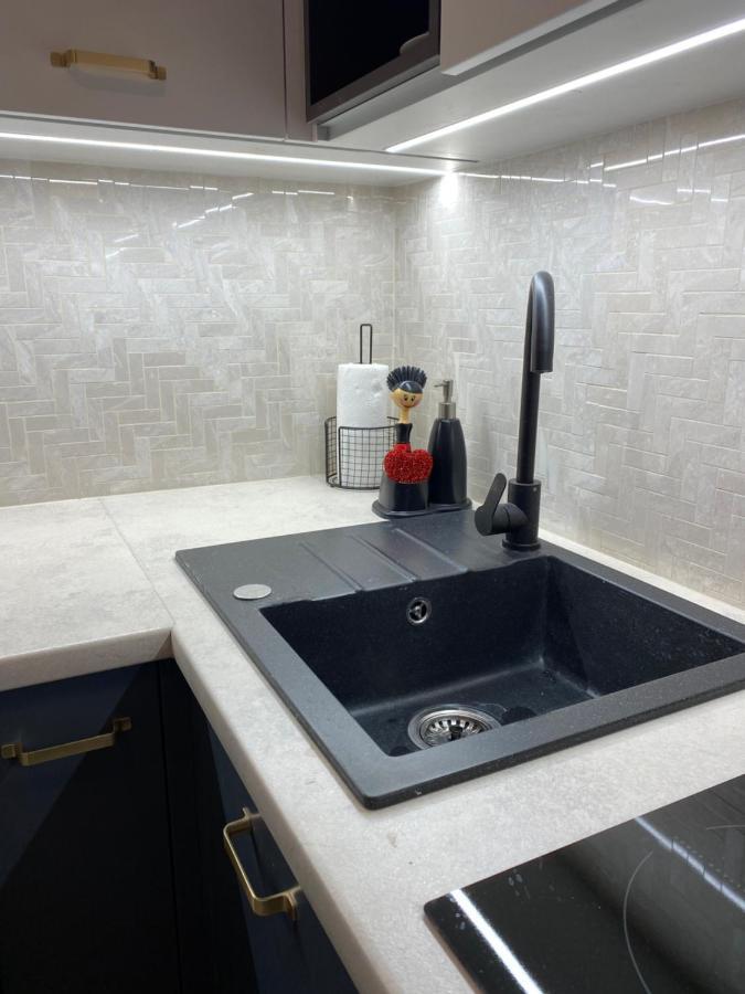 Apartament Emilian Appartamento Varsavia Esterno foto